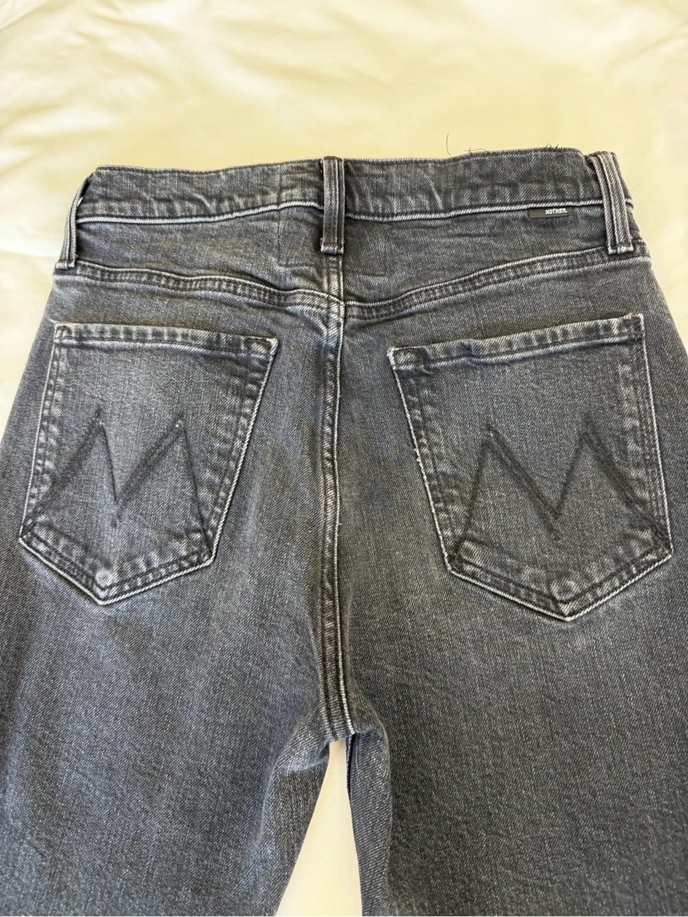 Classic High-Rise Women's Jeans in Washed Black - Picture 2 of 7